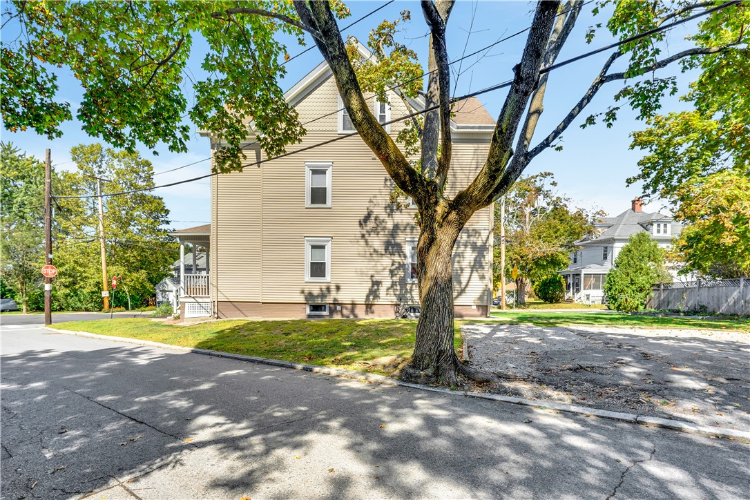 311 Highland Avenue, Unit 1 Providence, RI 02906 - Photo 3 of 14