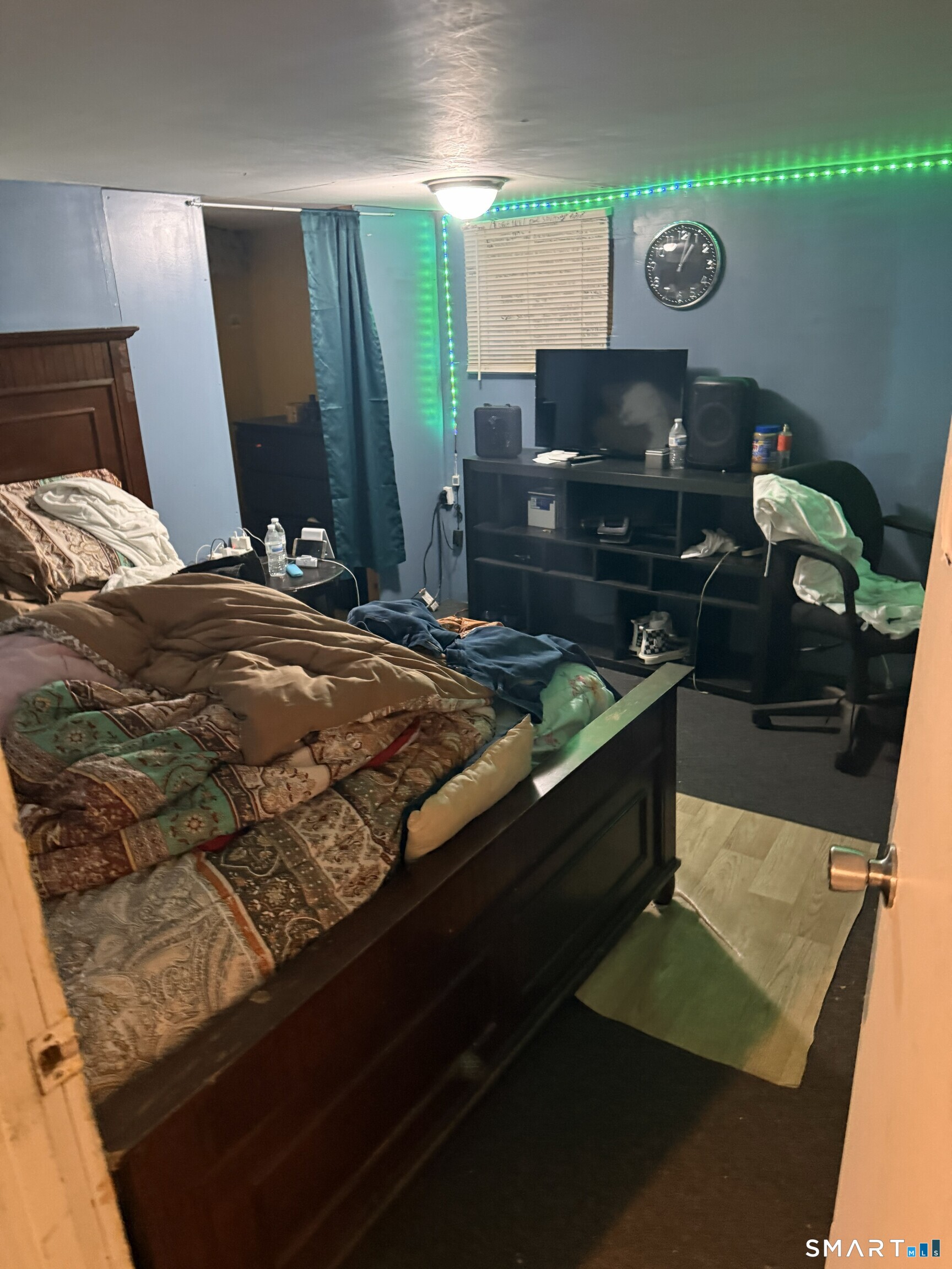 75 Frank Street Stamford, CT 06902 - Photo 11 of 21 a bed room with a bed