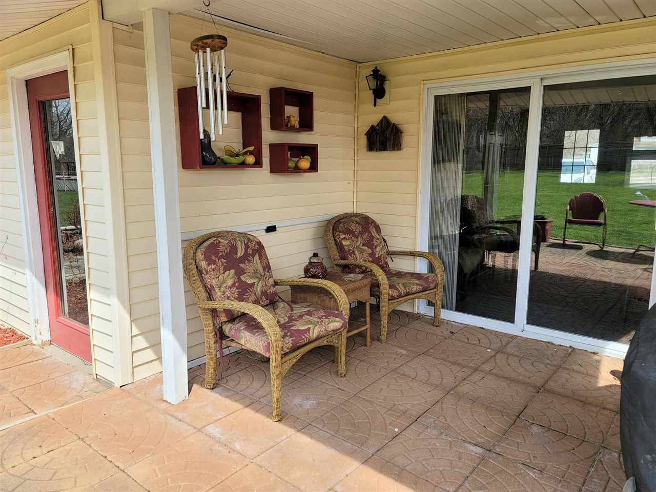 2416 Howe Road Burton, MI 48519 - Photo 18 of 29 50071318-17.JPG