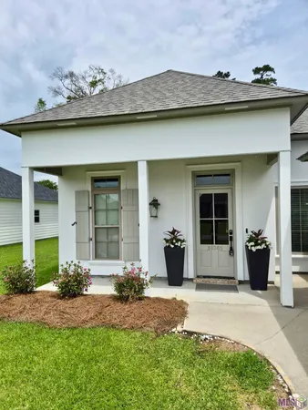 $294,500 | 10365 Fountain Lane, Denham Springs, LA 70726