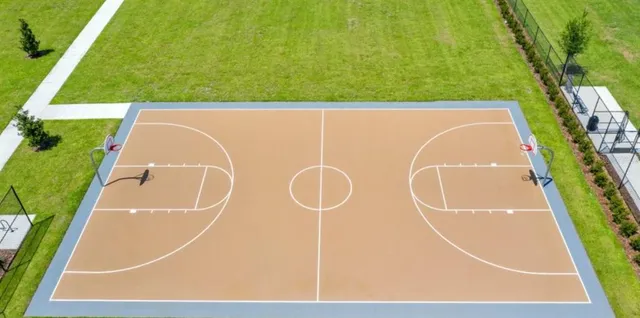 a picture of a tennis court