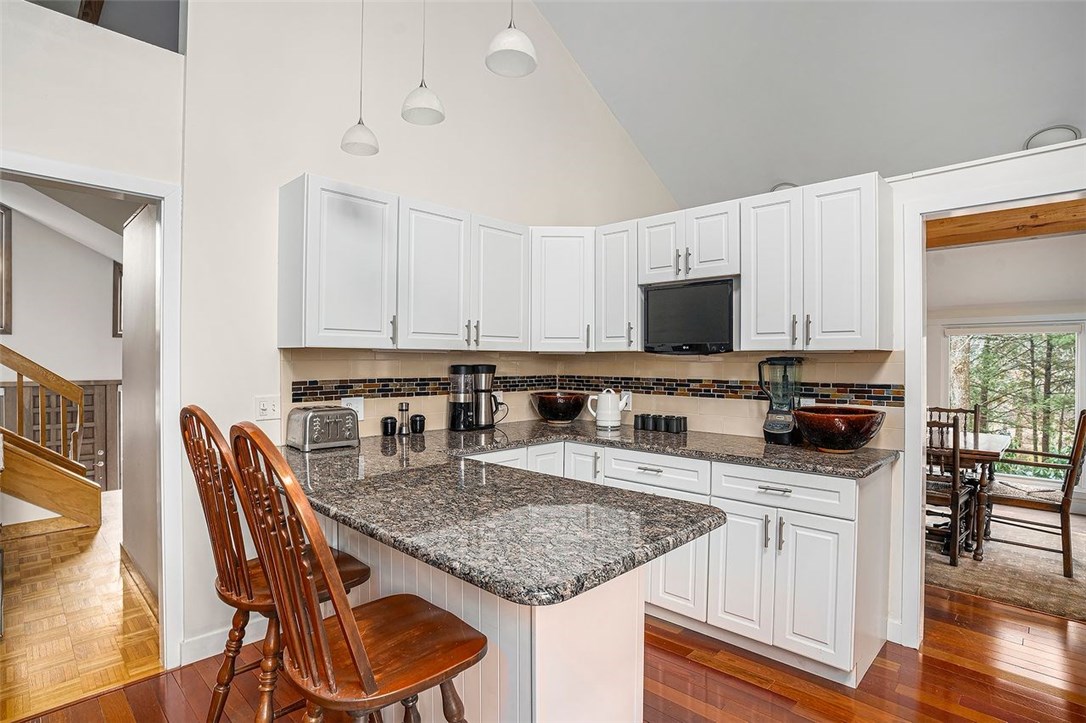 23 Wingate Road Lincoln, RI 02865 - Photo 11 of 40 Gallery Image 11