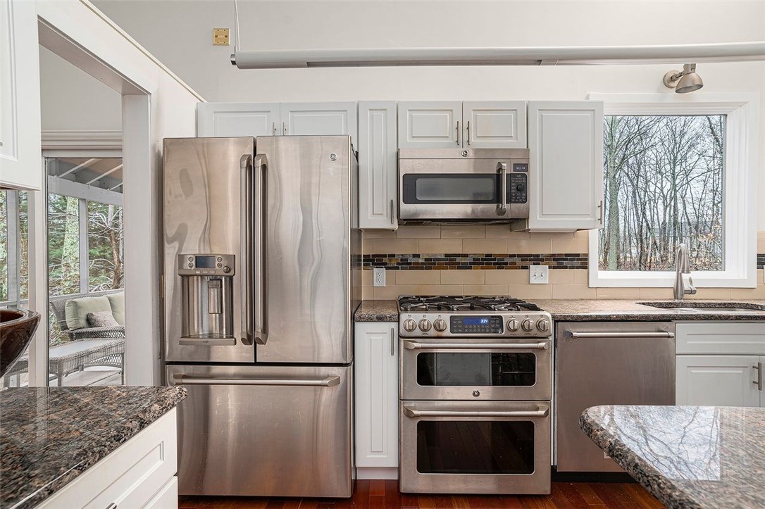 23 Wingate Road Lincoln, RI 02865 - Photo 13 of 40 Gallery Image 13