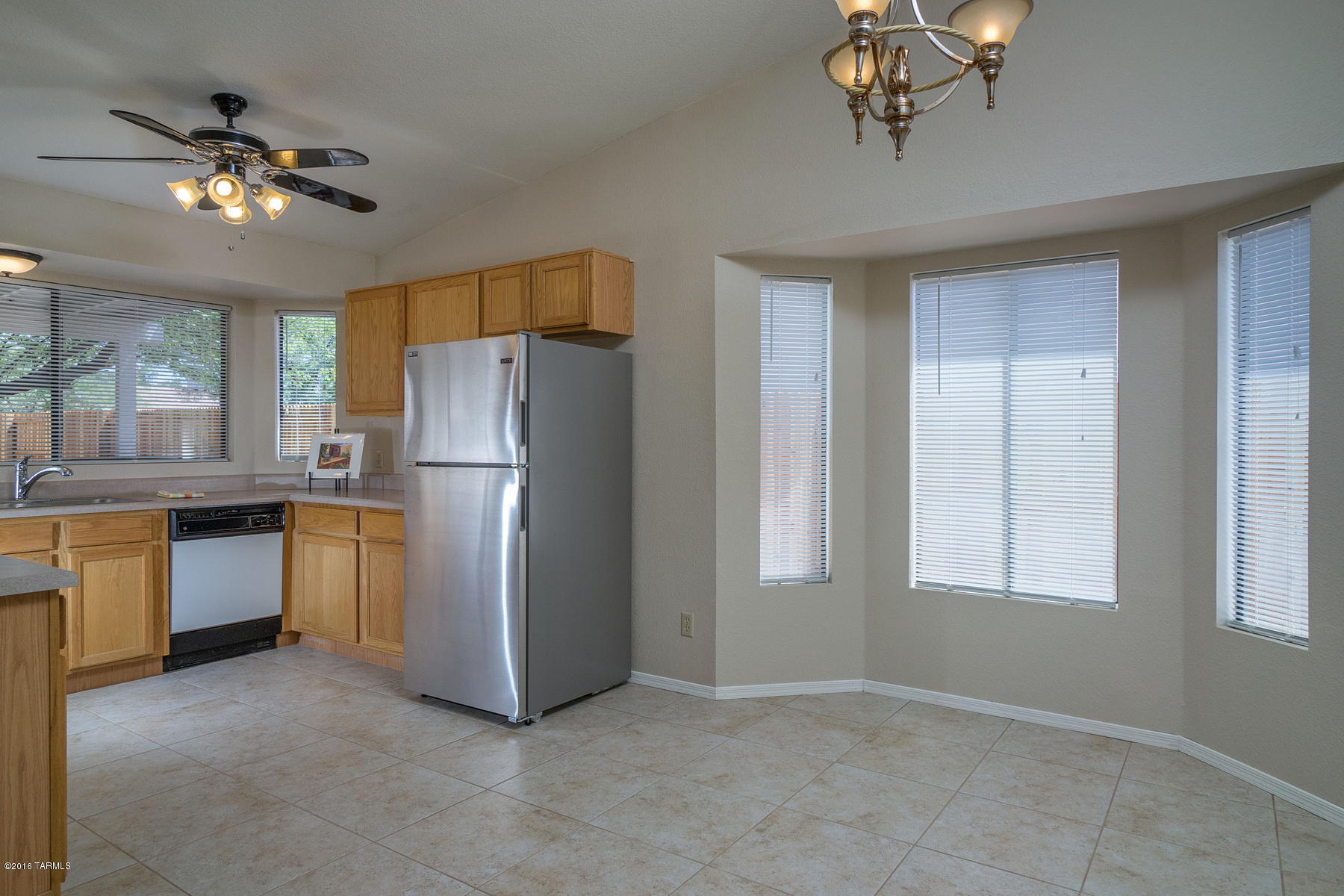 2640 West Sunset Road Tucson, AZ 85741 - Photo 5 of 18
