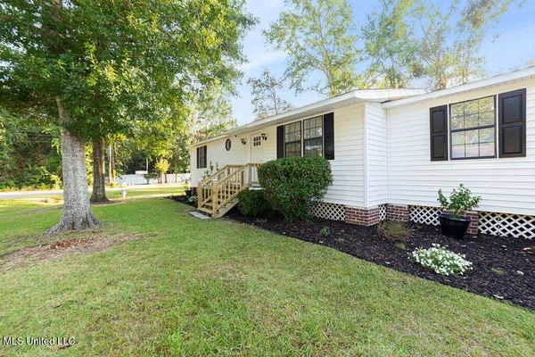 $194,900 | 10828 Haena Court, Diamondhead, MS 39525