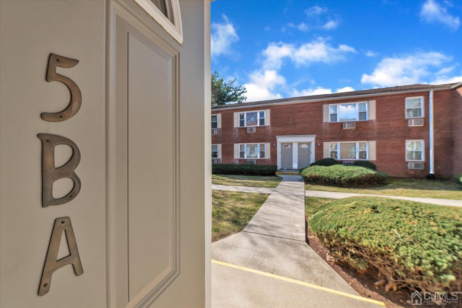 60 Fox Road, Unit 5B Edison, NJ 08817 - Photo 3 of 16 Gallery Image 3