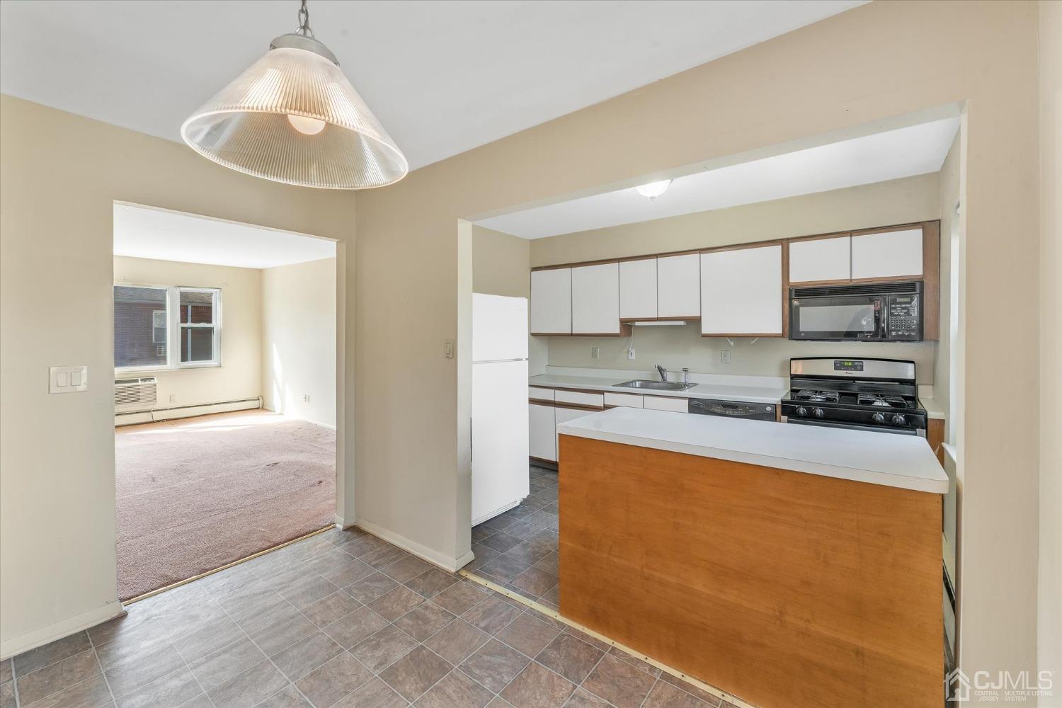 60 Fox Road, Unit 5B Edison, NJ 08817 - Photo 6 of 16 Gallery Image 6