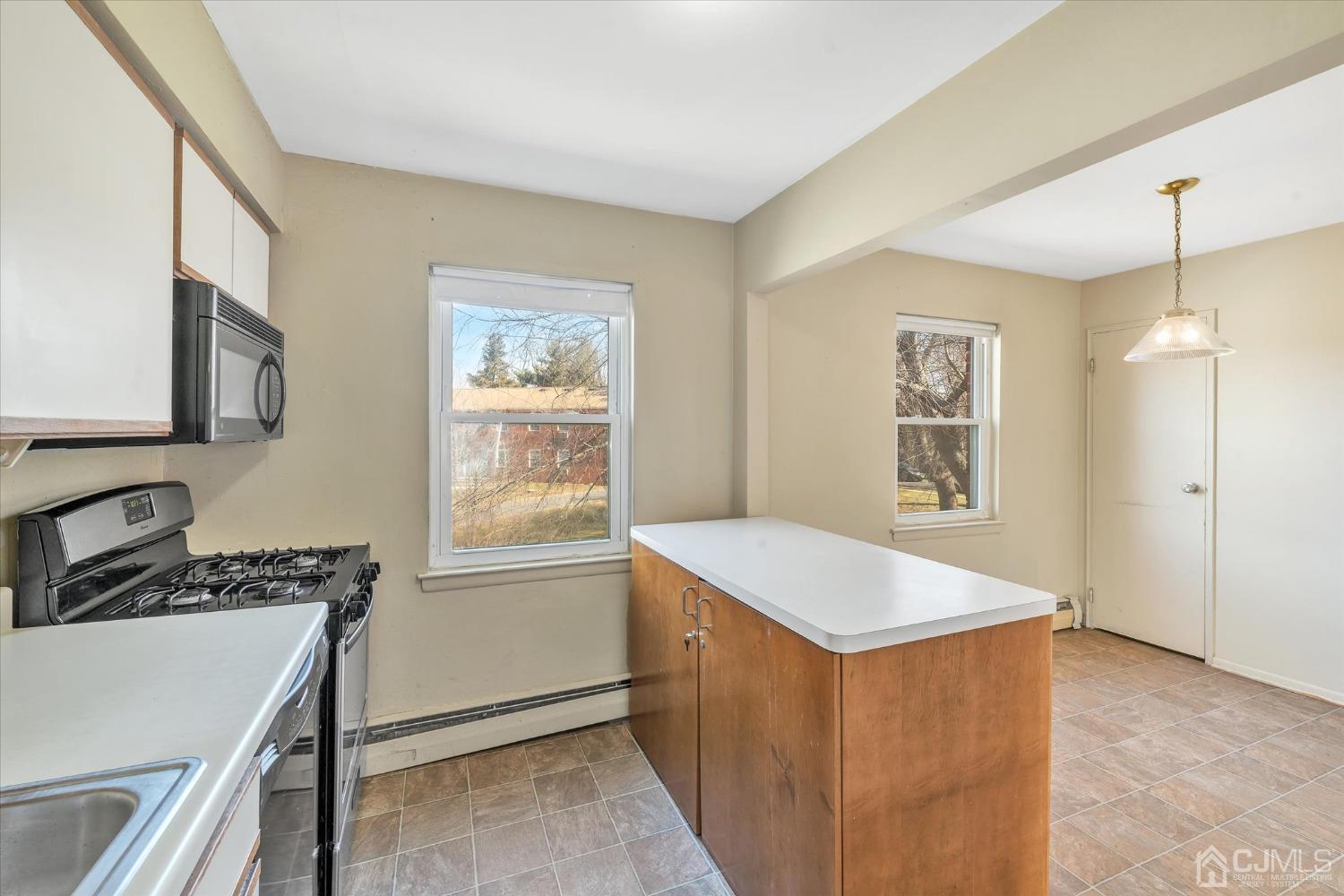 60 Fox Road, Unit 5B Edison, NJ 08817 - Photo 7 of 16 Gallery Image 7