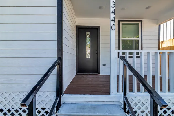 a view of entryway