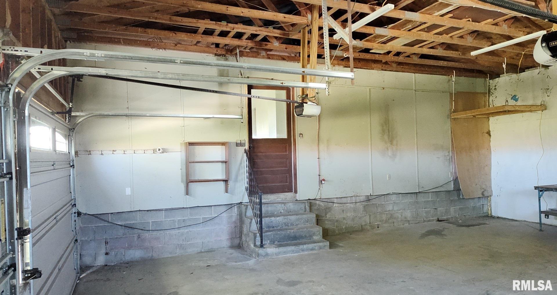 1702 East County Road Carthage, IL 62321 - Photo 12 of 16 Gallery Image 12