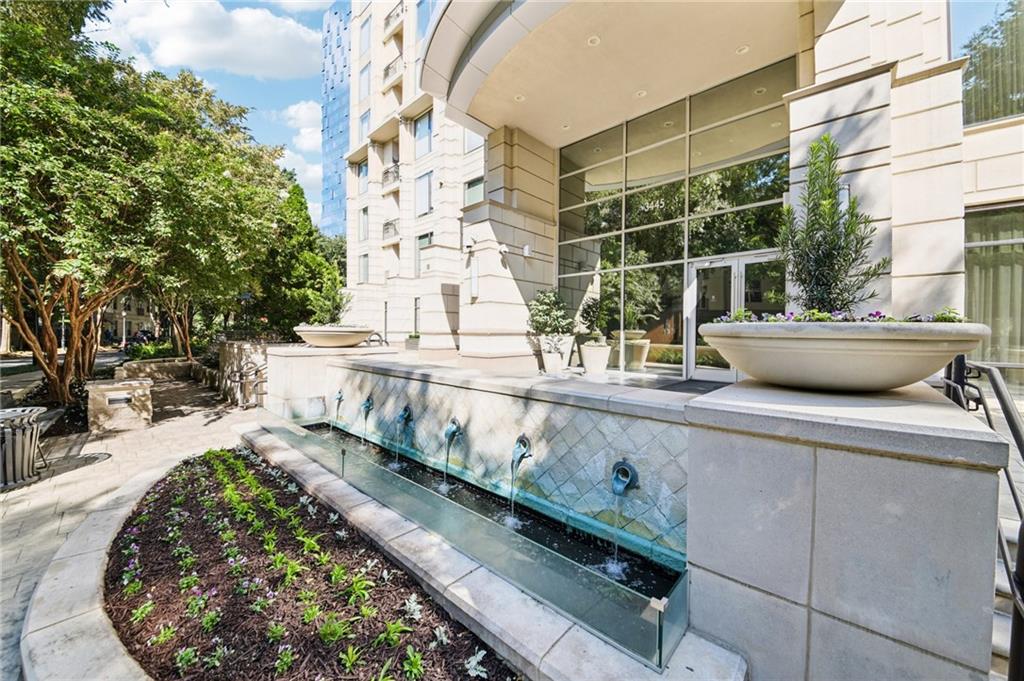 3445 Stratford Road Northeast, Unit 2602 Atlanta, GA 30326 - Photo 53 of 56 a view of outdoor space yard and patio