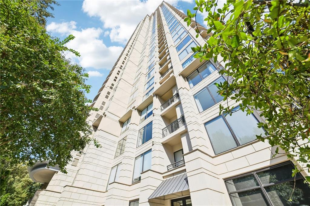 3445 Stratford Road Northeast, Unit 2602 Atlanta, GA 30326 - Photo 54 of 56 front view of a building