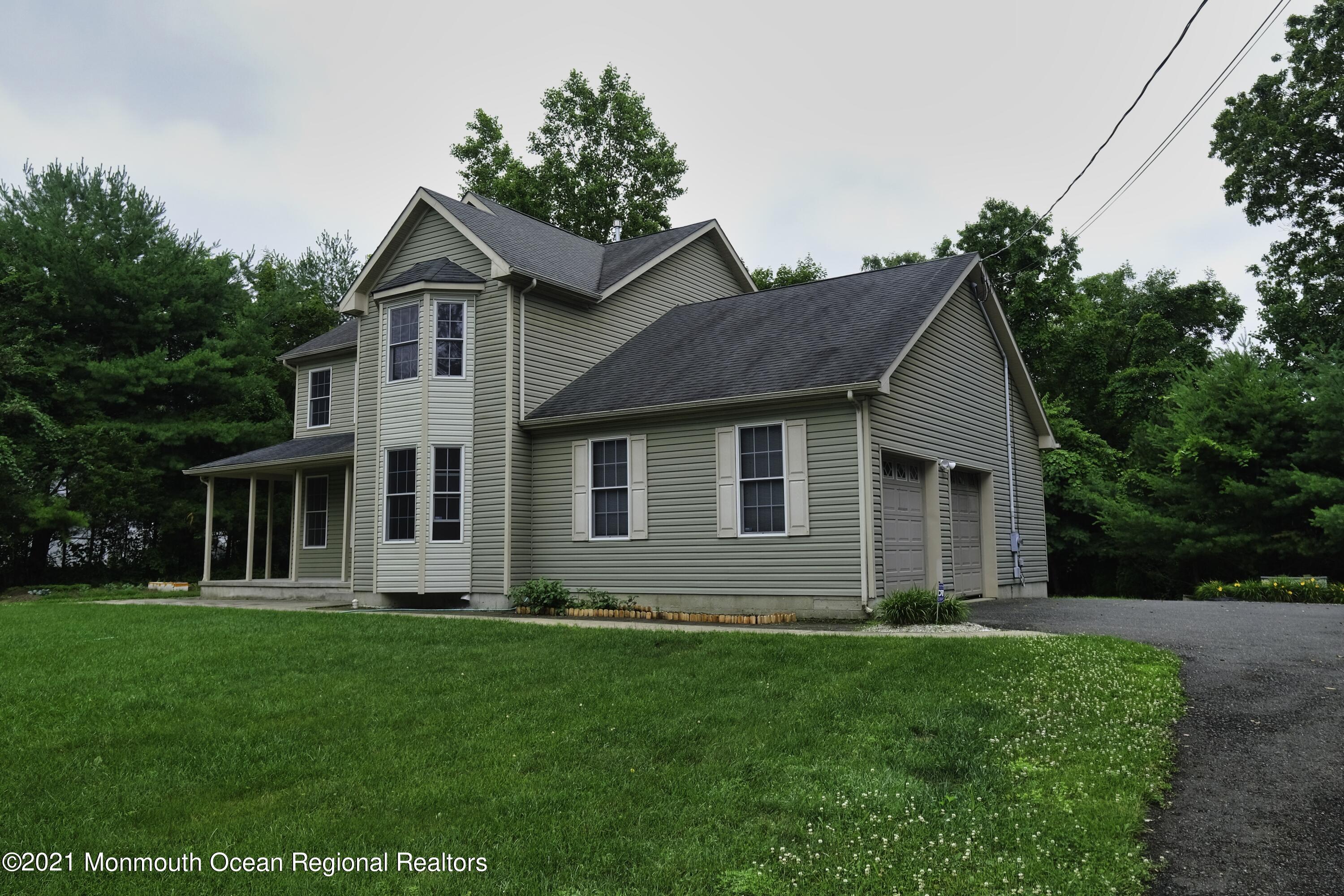 781 Monmouth Road Cream Ridge, NJ 08514 - Photo 2 of 33 DSCF7464