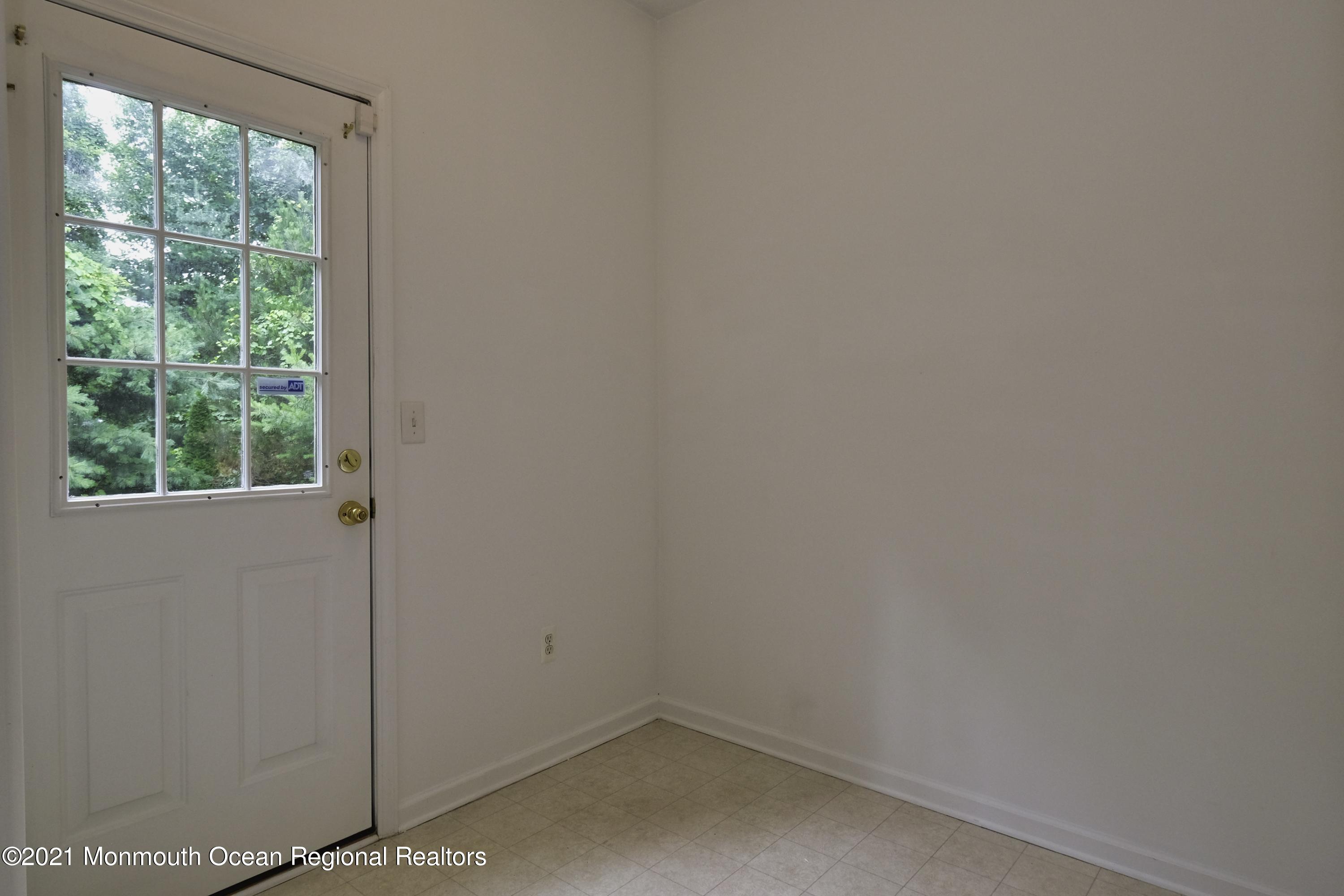 781 Monmouth Road Cream Ridge, NJ 08514 - Photo 15 of 33 DSCF7483