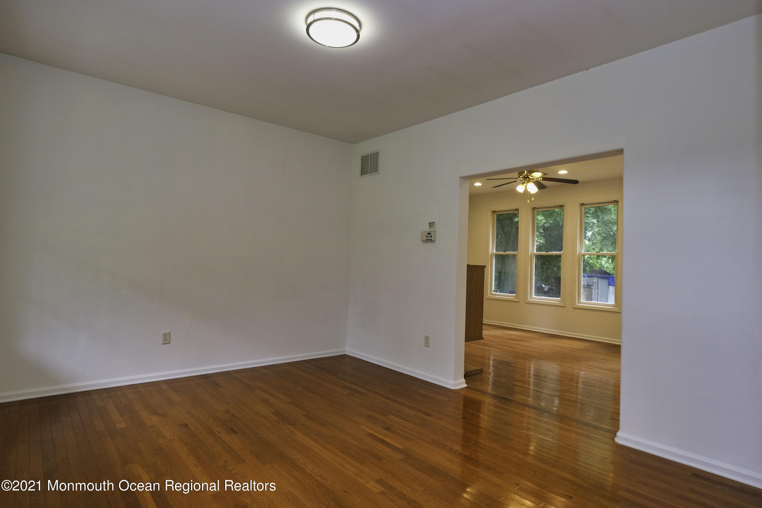 781 Monmouth Road Cream Ridge, NJ 08514 - Photo 8 of 33 DSCF7474