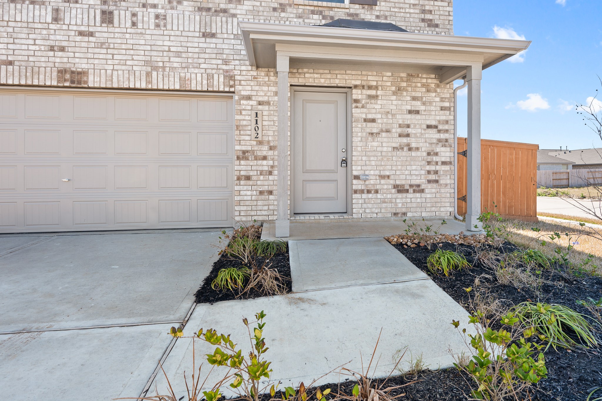 1102 Rustic Willow Drive Beasley, TX 77417 - Photo 7 of 42