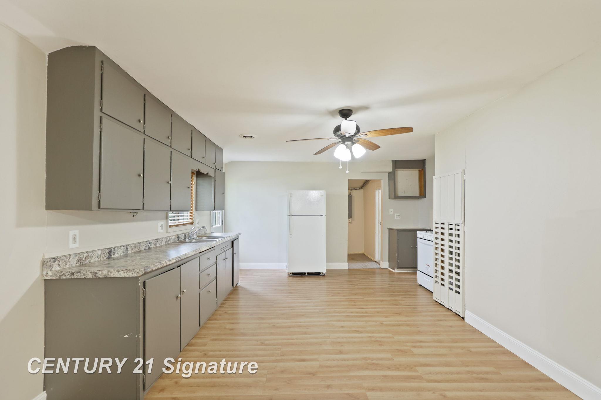 6255 McKinley Road Bridgeport, MI 48722 - Photo 15 of 31 50146399-6bf2005e-d039-4d78-bf4d-8cfc8ebbf1b9.JPG