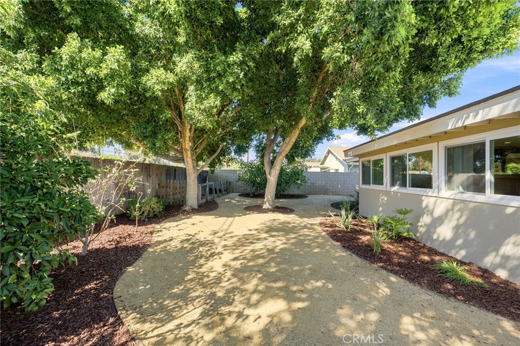 8755 Delano Drive Riverside, CA 92503 - Photo 31 of 42