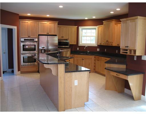 18 Fall Ridge Road Windham, ME 04062 - Photo 6 of 25 Kitchen.