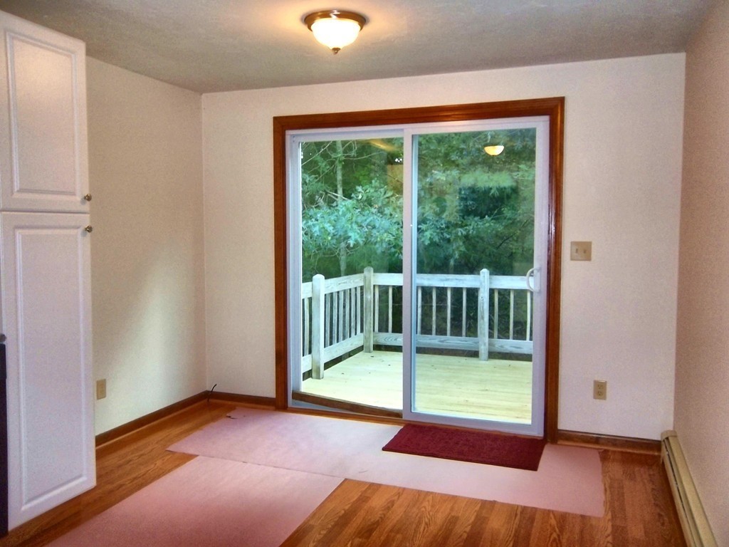 3 Old Monument Neck Road Bourne, MA 02532 - Photo 5 of 13 Gallery Image 5
