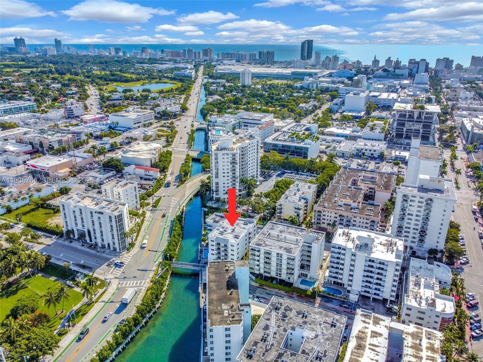 1674 Bay Road, Unit 406 Miami Beach, FL 33139 - Photo 5 of 33