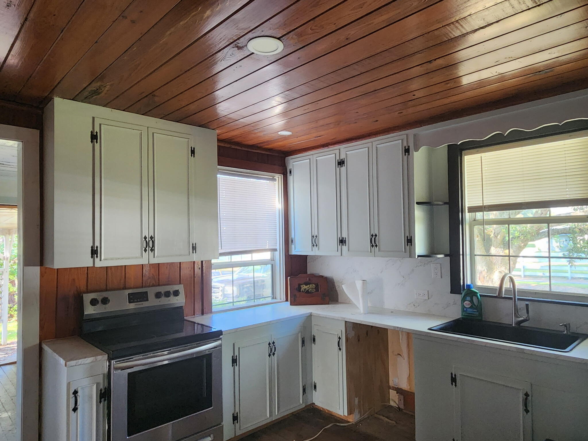 392 Morrison Avenue Estill, SC 29918 - Photo 7 of 19 392 Morrison Ave 16