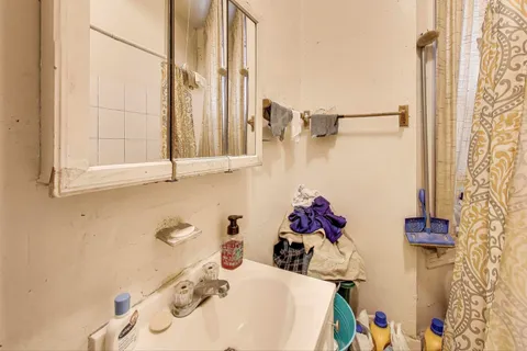 $330,000 | 3118 West 16th Street, Chicago, IL 60623