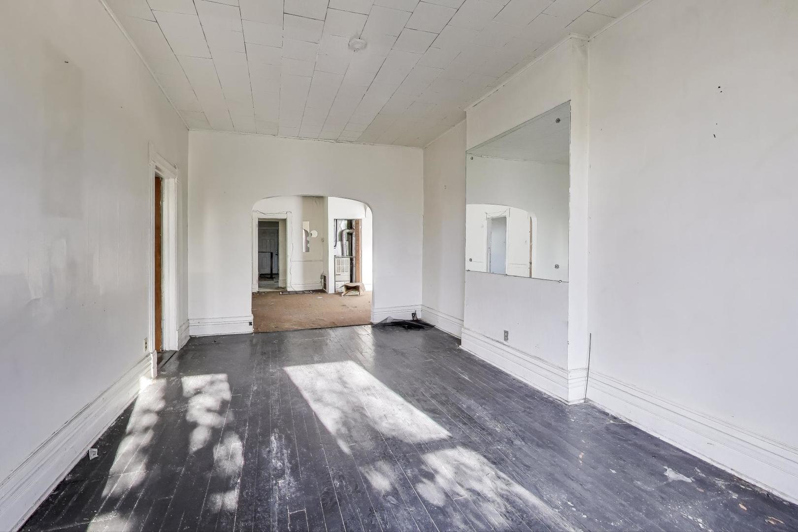 3118 West 16th Street Chicago, IL 60623 - Photo 15 of 46