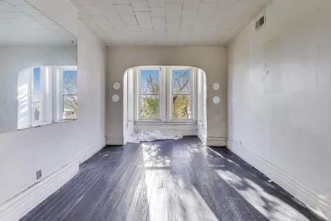 $330,000 | 3118 West 16th Street, Chicago, IL 60623