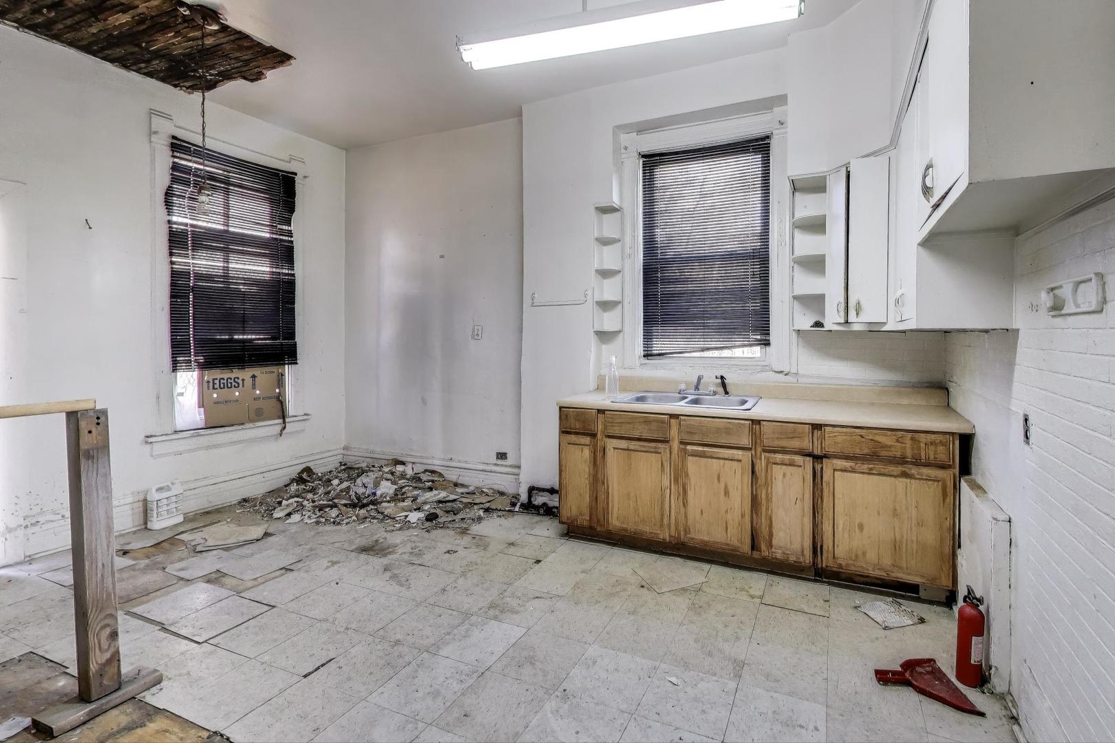 3118 West 16th Street Chicago, IL 60623 - Photo 20 of 46