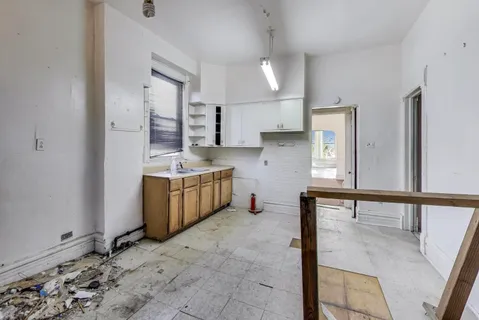 $330,000 | 3118 West 16th Street, Chicago, IL 60623