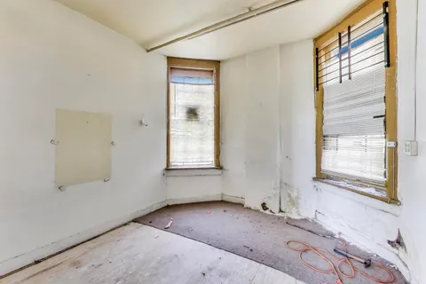 $330,000 | 3118 West 16th Street, Chicago, IL 60623