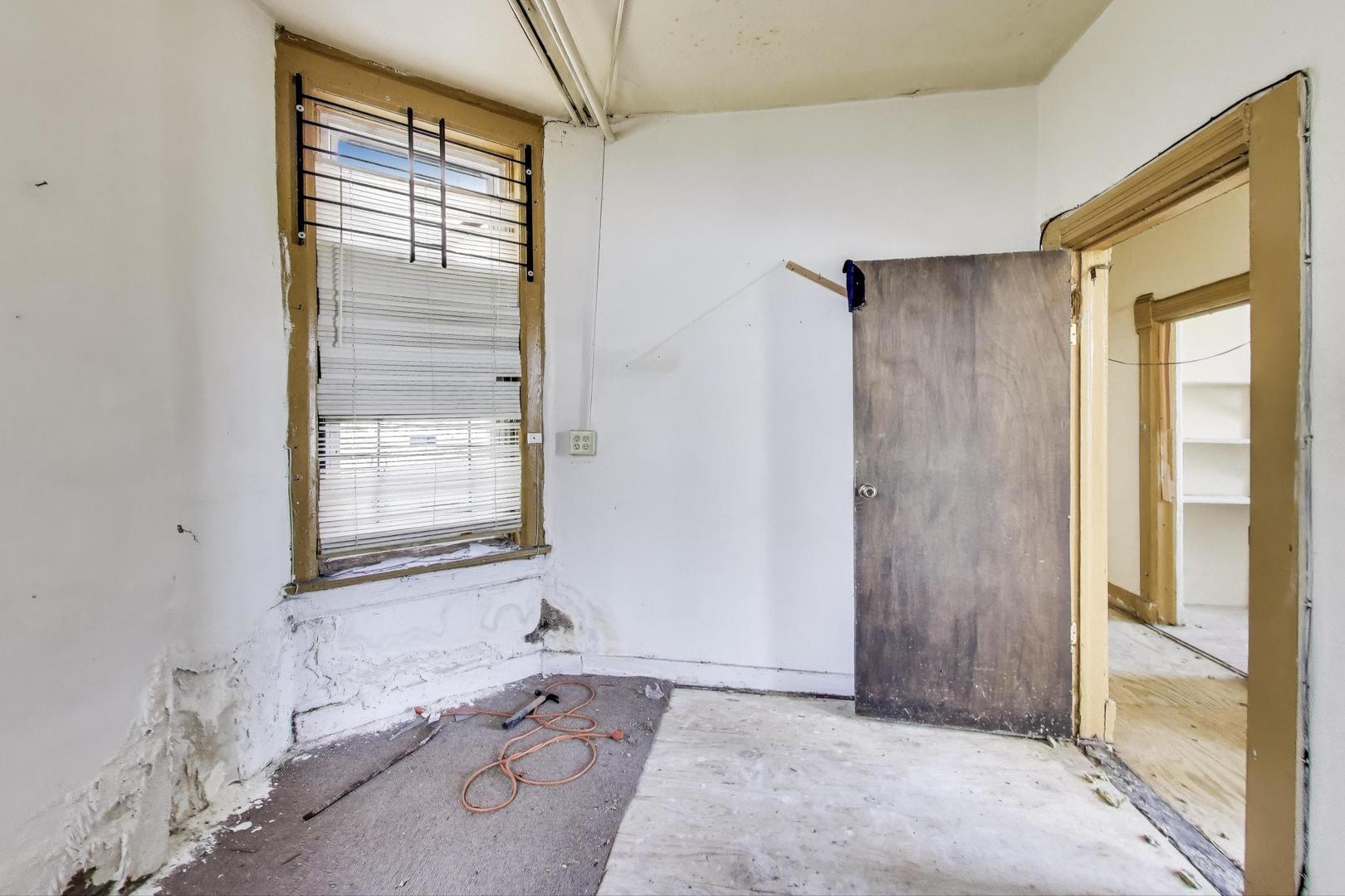 3118 West 16th Street Chicago, IL 60623 - Photo 39 of 46