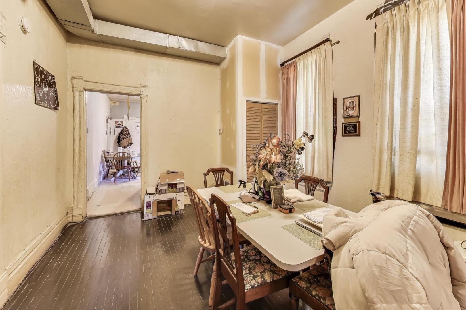 3118 West 16th Street Chicago, IL 60623 - Photo 6 of 46