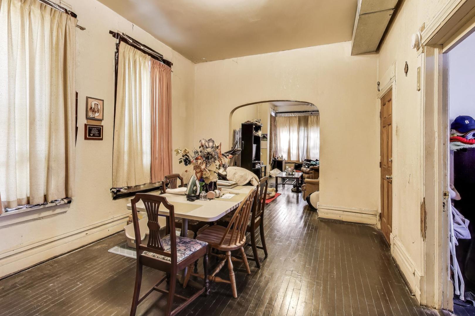 3118 West 16th Street Chicago, IL 60623 - Photo 7 of 46