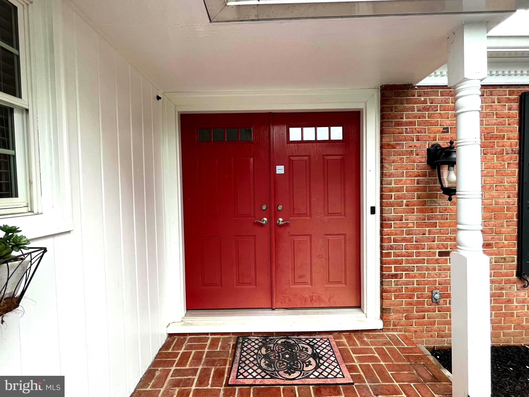3918 Chatham Road Ellicott City, MD 21042 - Photo 4 of 51