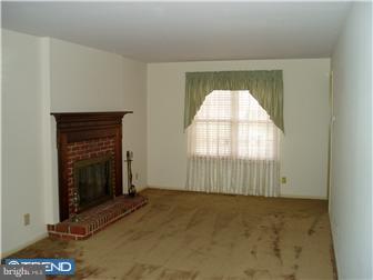 13 Longhurst Road Marlton, NJ 08053 - Photo 3 of 12