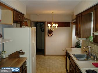 13 Longhurst Road Marlton, NJ 08053 - Photo 6 of 12