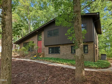 $510,000 | 1904 Overland Drive, Chapel Hill, NC 27517