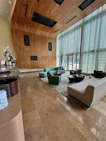 $440,000 | 50 Biscayne Boulevard, Unit 3405, Miami, FL 33132