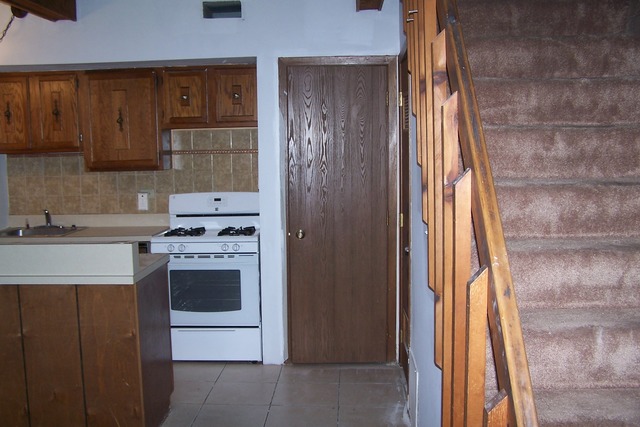 811 Kenneth Circle Elgin, IL 60120 - Photo 8 of 12