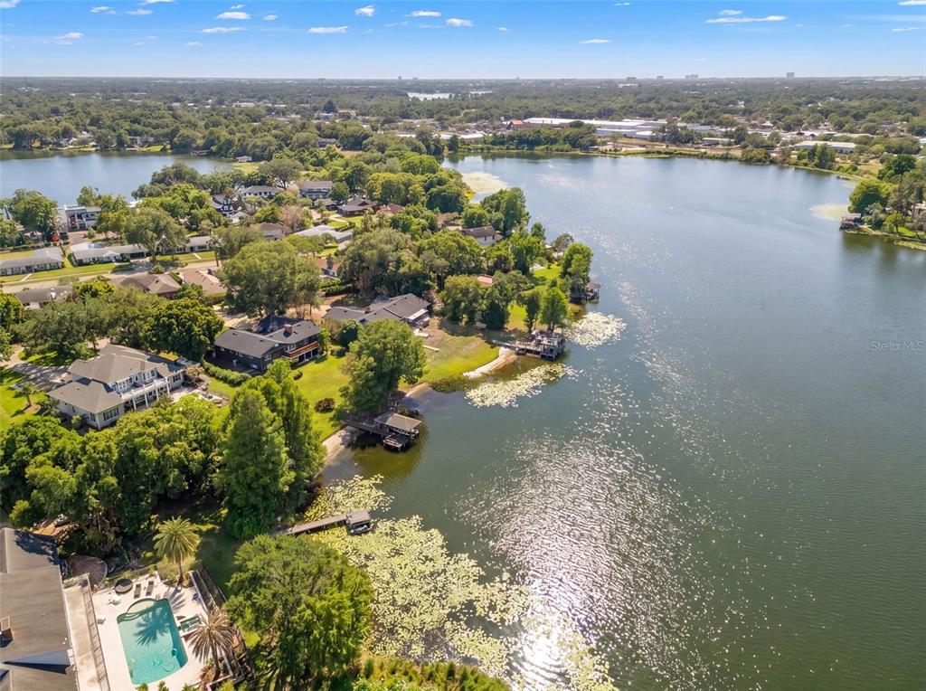 517 Derry Down Road Orlando, FL 32806 - Photo 11 of 39 Gallery Image 11