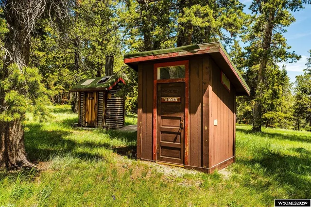 $5,750,000 | Hazelton Road, Buffalo, WY 82834