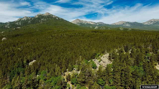 $5,750,000 | Hazelton Road, Buffalo, WY 82834