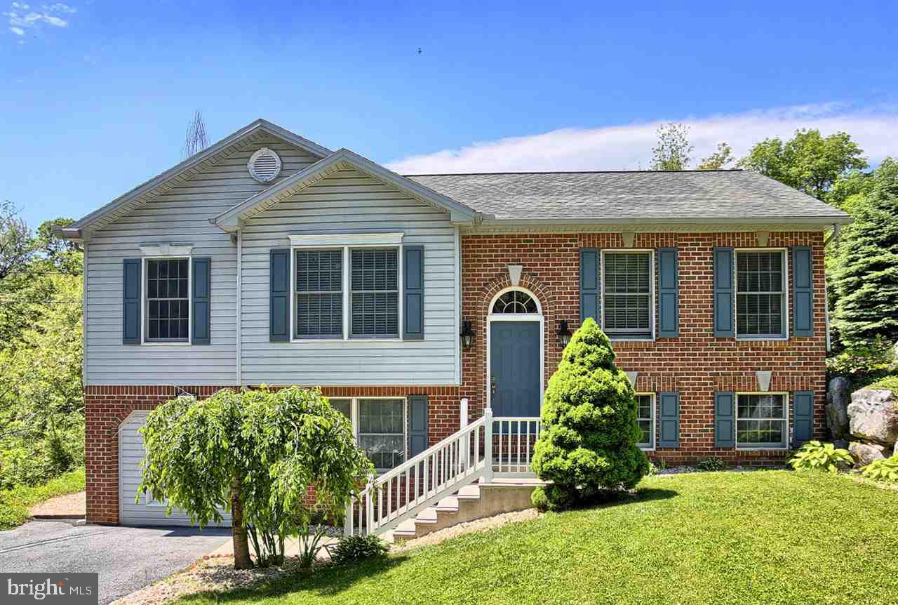 55 Grandview Road Hummelstown, PA 17036 - Photo 1 of 25 Gallery Image 1