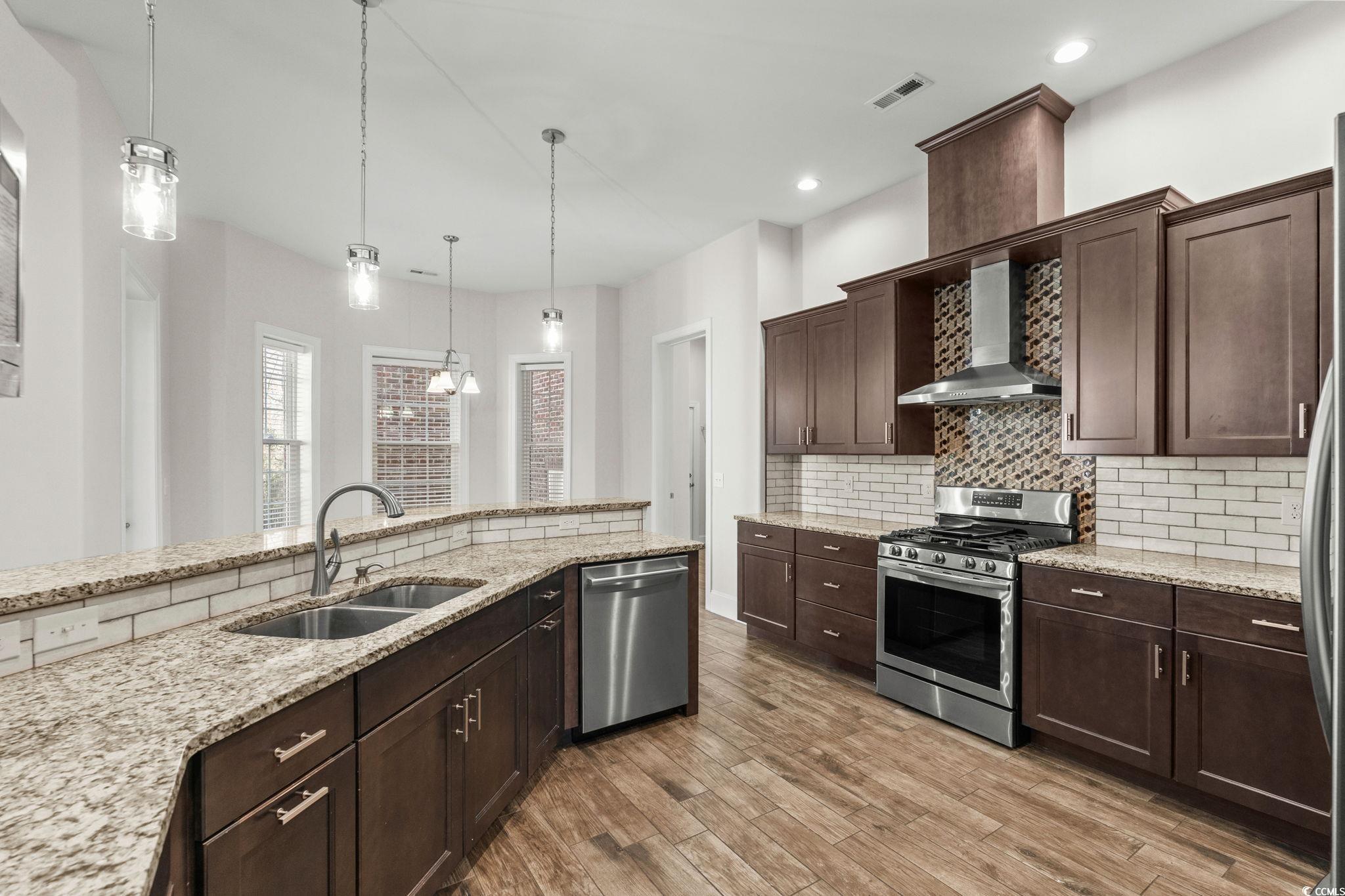 653 Whispering Pines Court Murrells Inlet, SC 29576 - Photo 4 of 40