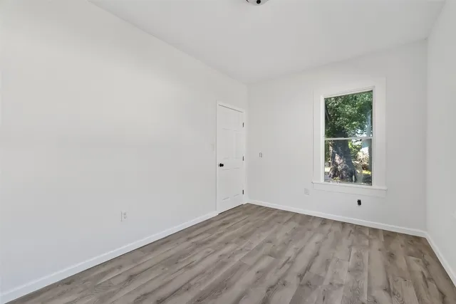 $1,550 | 301 East 3rd Street, Sweeny, TX 77480