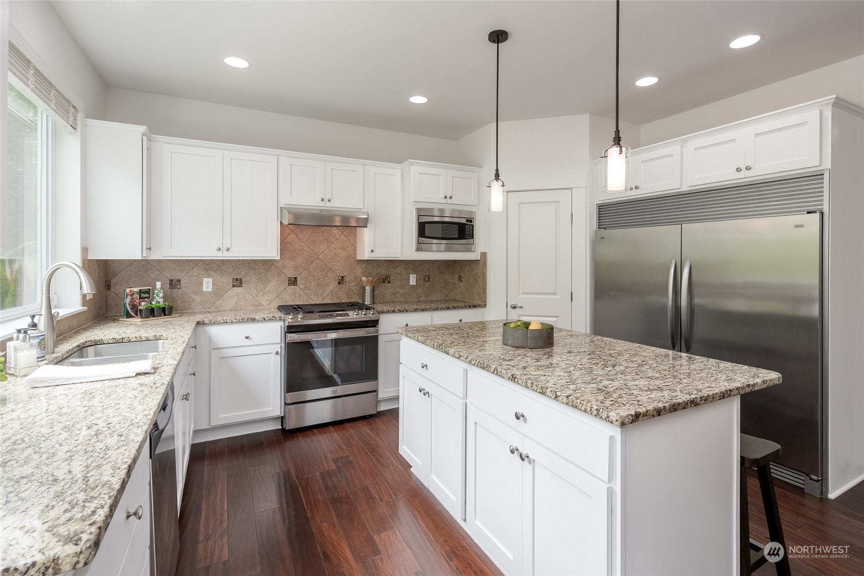 5251 Northeast 10th Street Renton, WA 98059 - Photo 15 of 40 Gallery Image 15