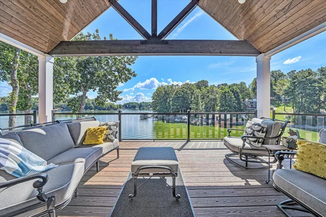 $2,495,000 | 152 Windward Pointe Drive, Moneta, VA 24121