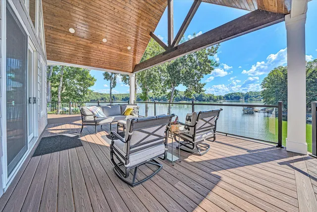 $2,495,000 | 152 Windward Pointe Drive, Moneta, VA 24121